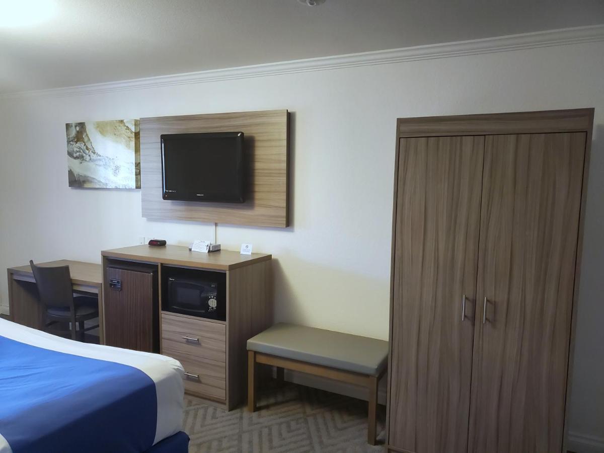 Exchange Club Motel Битти Экстерьер фото